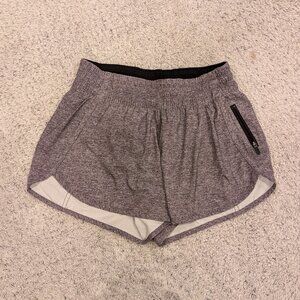 Lululemon Tracker Shorts V Women's Size 8 Black Heather Zip Pocket Running Gym